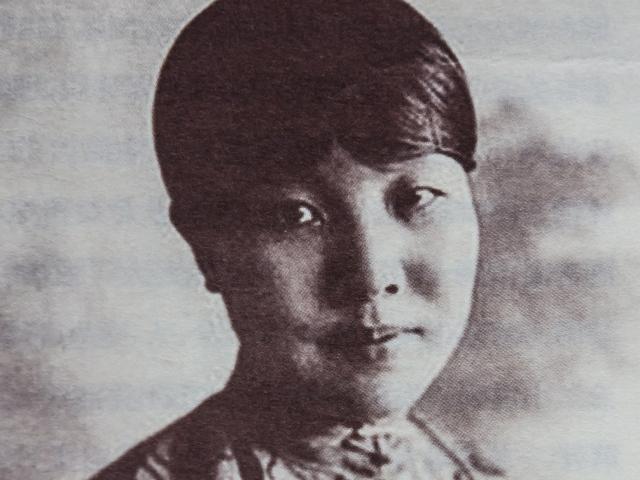 冰心最美的一句经典语录，只有6行，却写尽了人间各种心酸(图1)