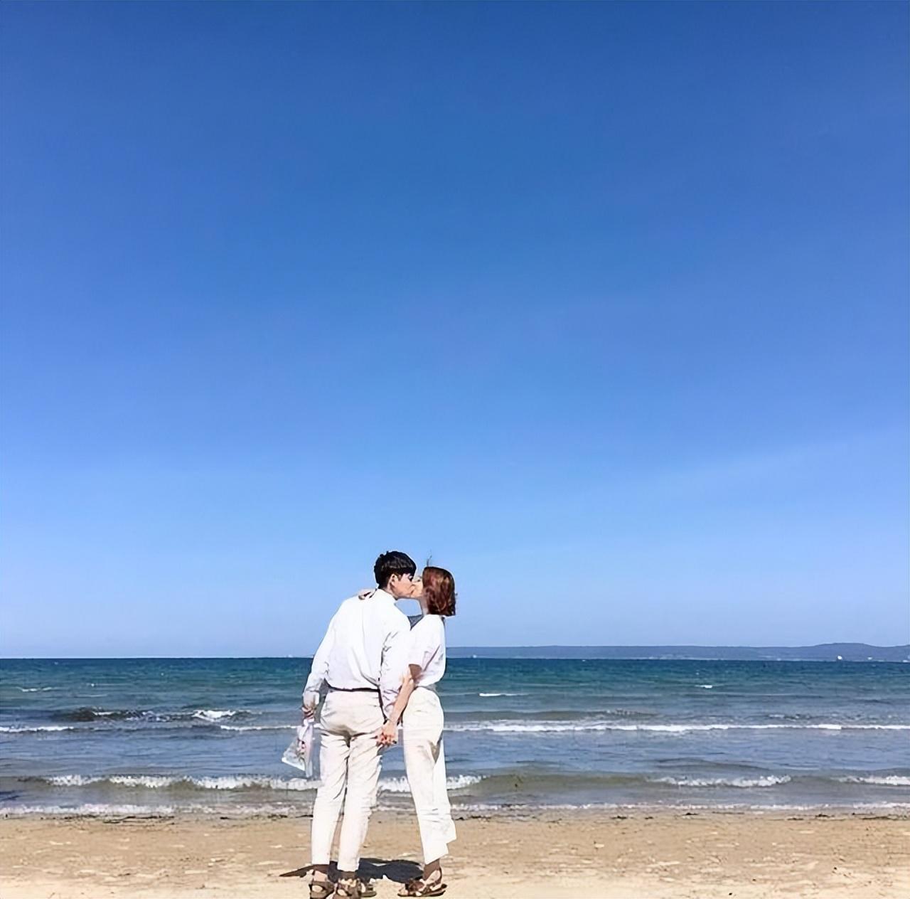 给对象留言的超甜情话，浪漫高级，让人瞬间小鹿乱撞(图2)