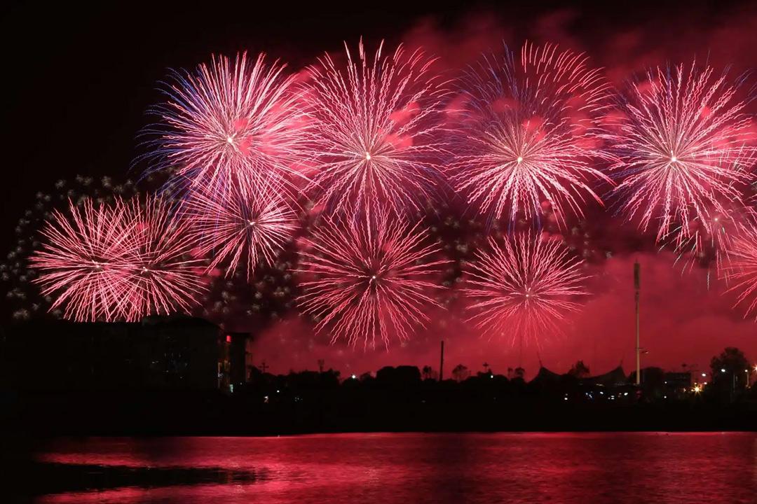 烟花向星辰，所愿皆成真。九首绝美烟花诗词，同赏古人眼中的烟火(图5)