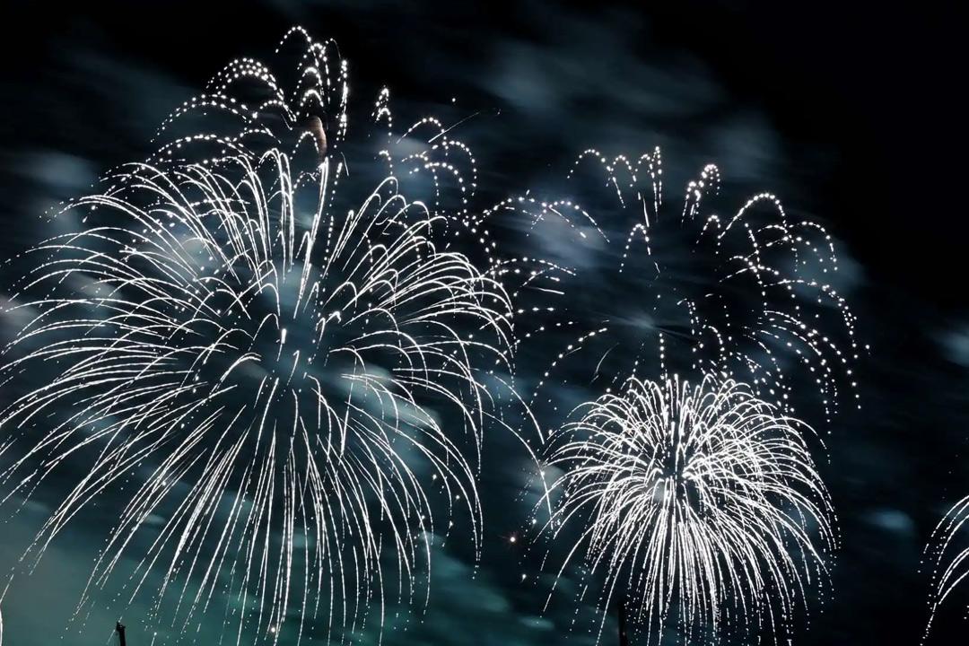 烟花向星辰，所愿皆成真。九首绝美烟花诗词，同赏古人眼中的烟火(图9)