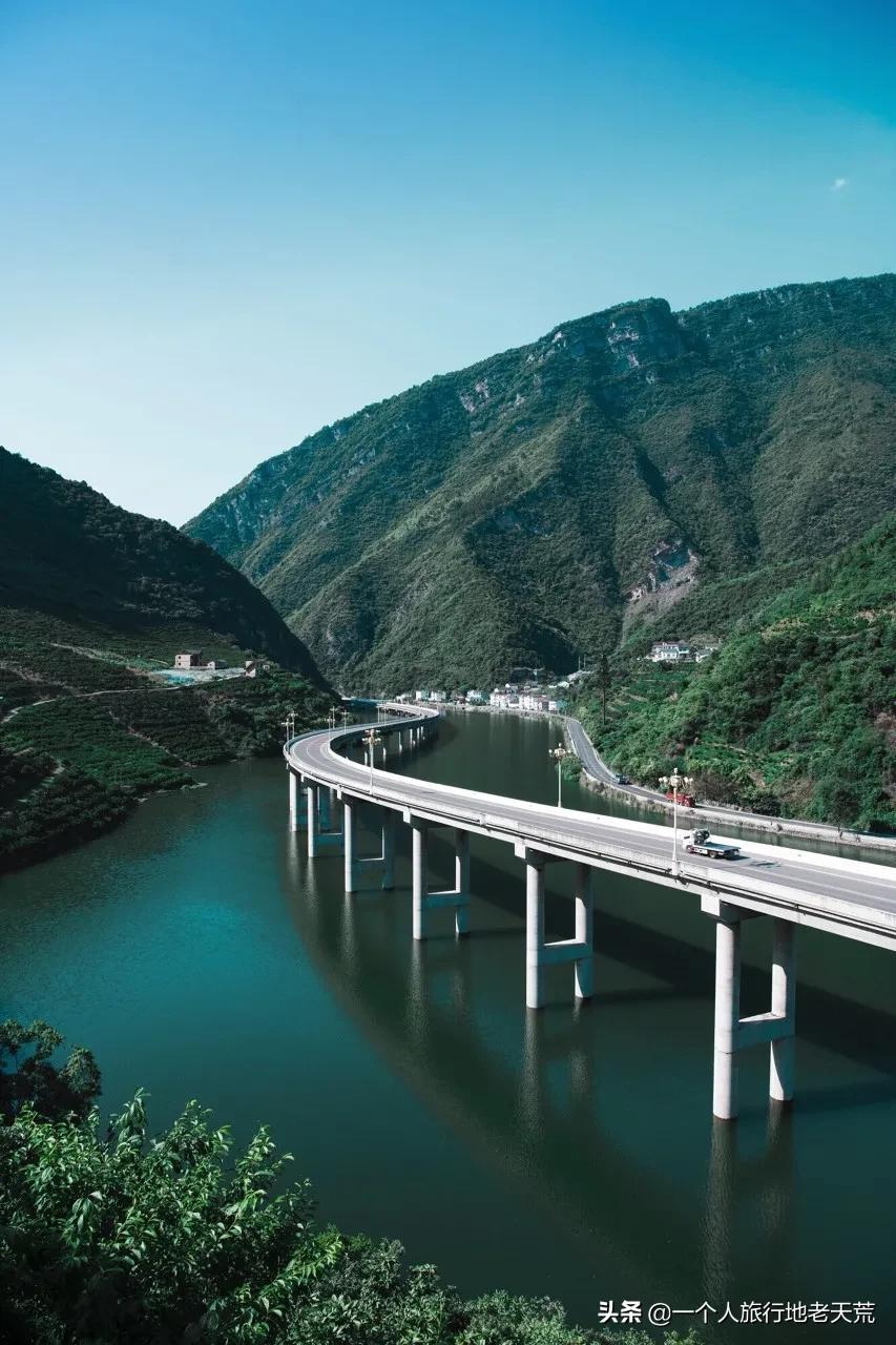 夏天最美的12条自驾线，未来三个月沿途美成天堂，第一条就想出发(图30)