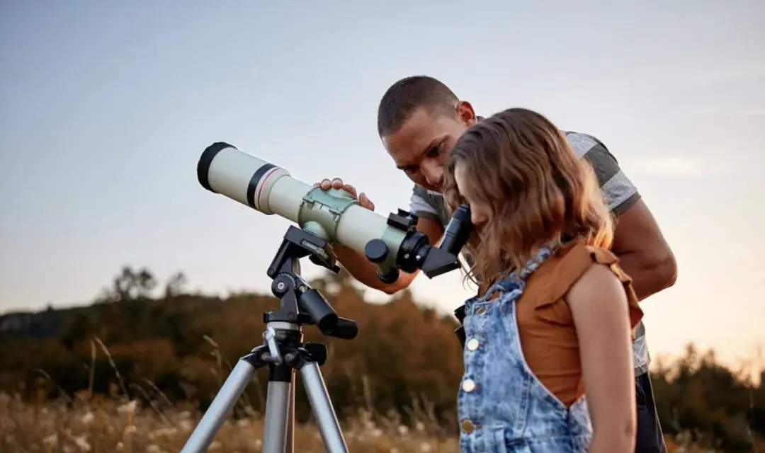 父亲节特辑| 物理学家费曼：父亲的教育激励了我的一生(图4)