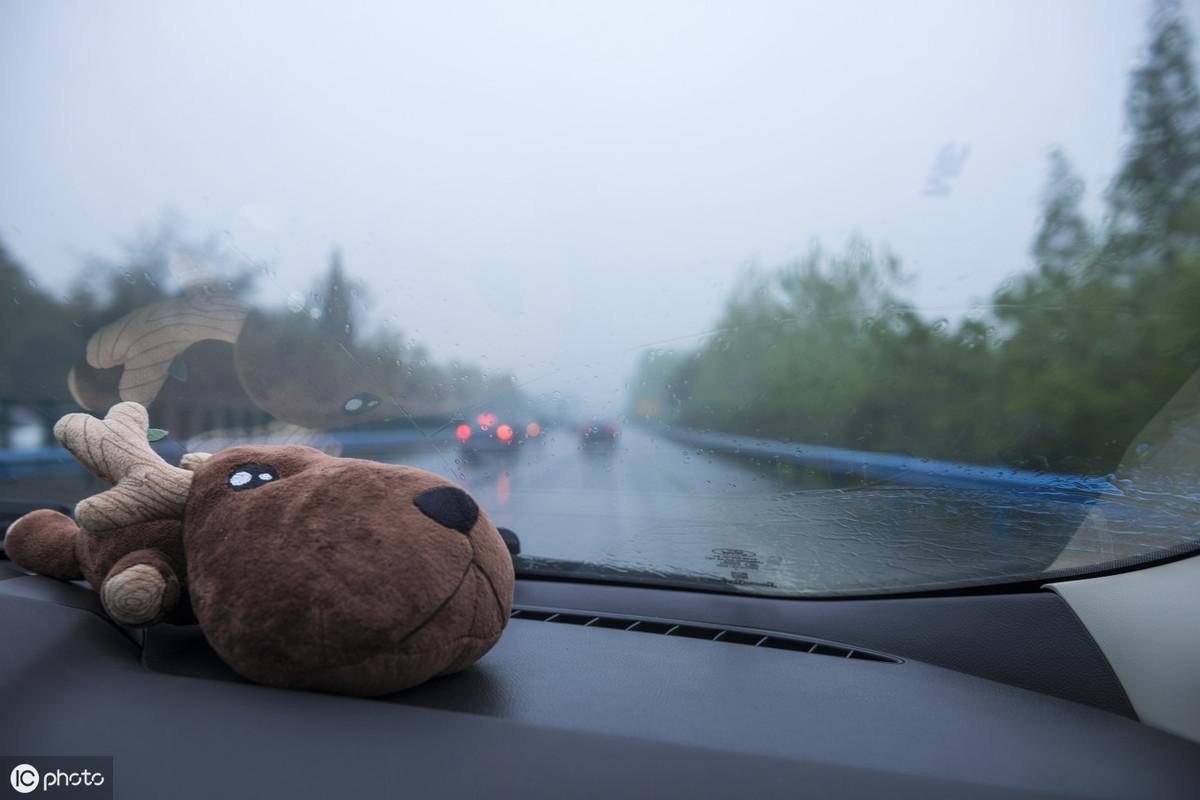 精神小伙社会硬气语录，简短押韵，霸气高冷(图3)