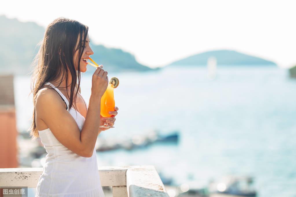 精神小伙社会硬气语录，简短押韵，霸气高冷(图4)