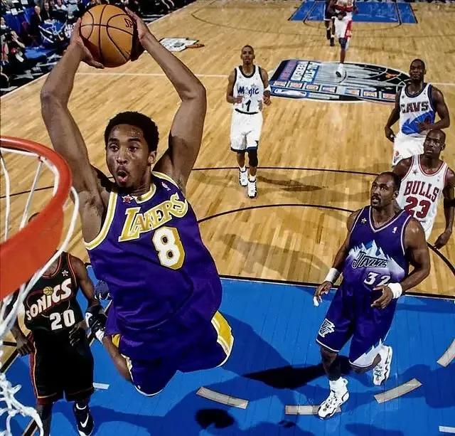 科比NBA职业生涯高清壁纸，选秀，全明星，总冠军，伤病，退役(图7)