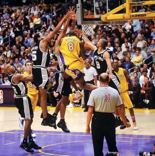 科比NBA职业生涯高清壁纸，选秀，全明星，总冠军，伤病，退役(图15)