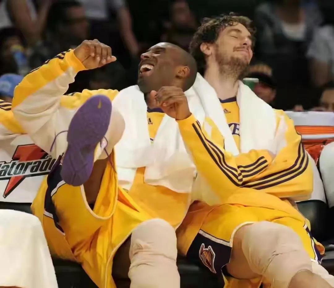 科比NBA职业生涯高清壁纸，选秀，全明星，总冠军，伤病，退役(图24)