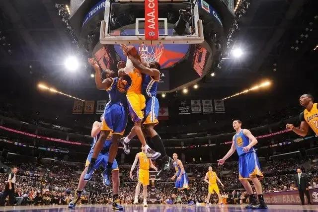 科比NBA职业生涯高清壁纸，选秀，全明星，总冠军，伤病，退役(图28)