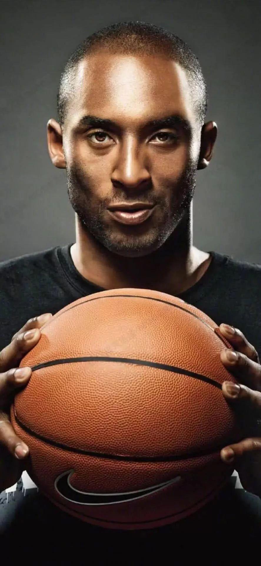 科比高清壁纸精选 | 起于凌晨四点的信仰，归于凌晨四点的安详(图2)