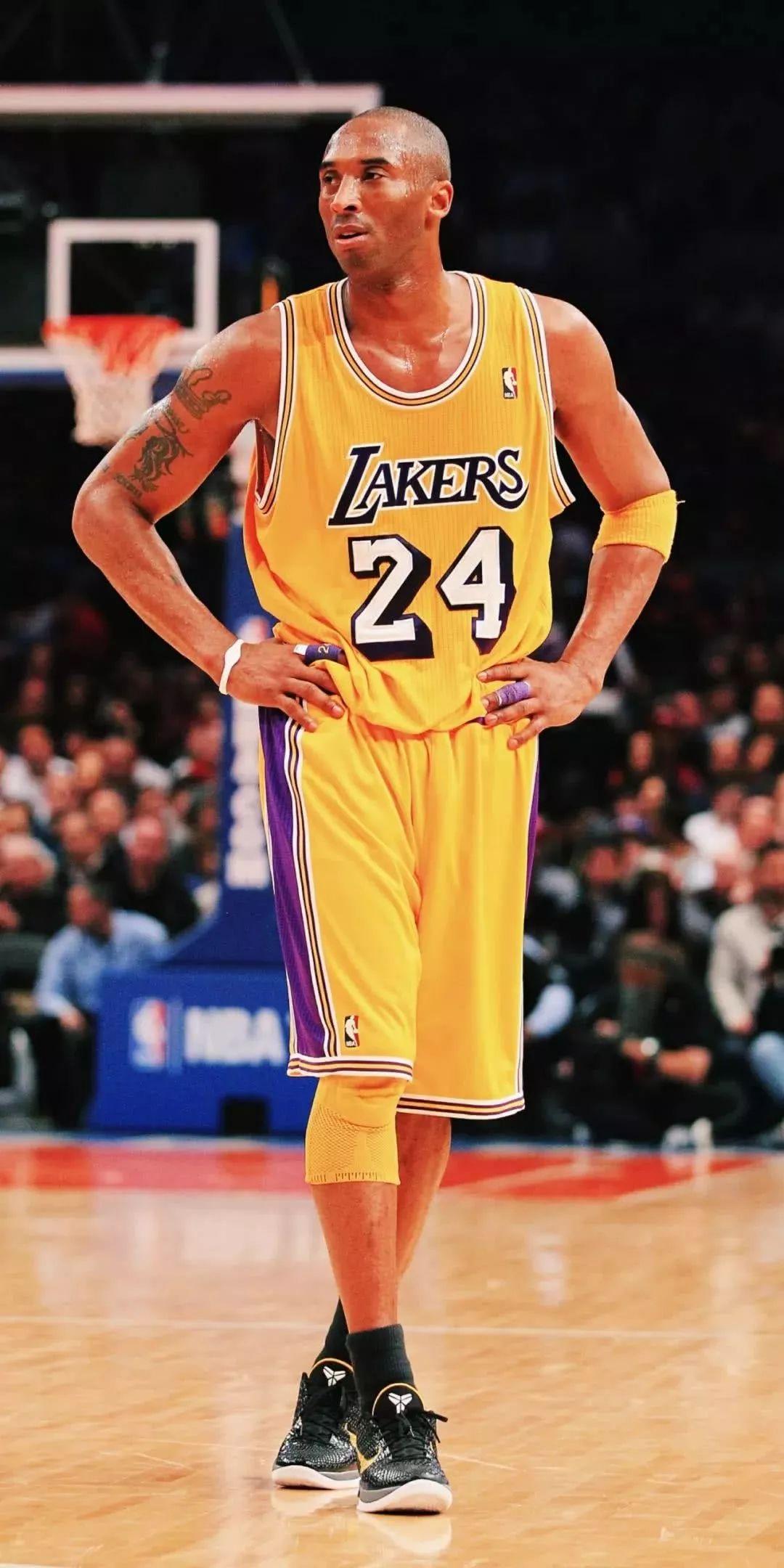 科比高清壁纸精选 | 起于凌晨四点的信仰，归于凌晨四点的安详(图6)