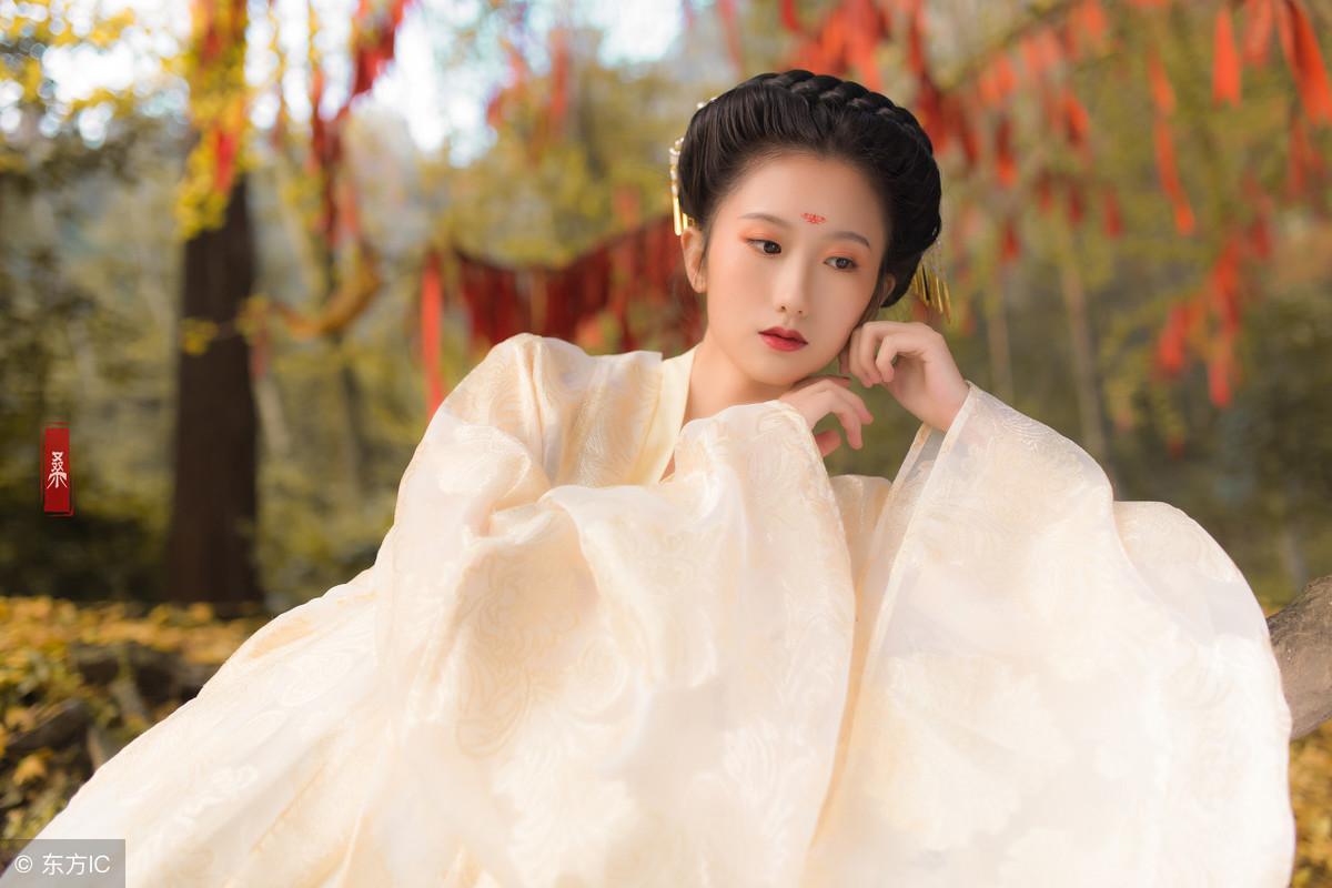 《诗经》12句刻骨铭心的话语，即是最美好的爱情(图2)