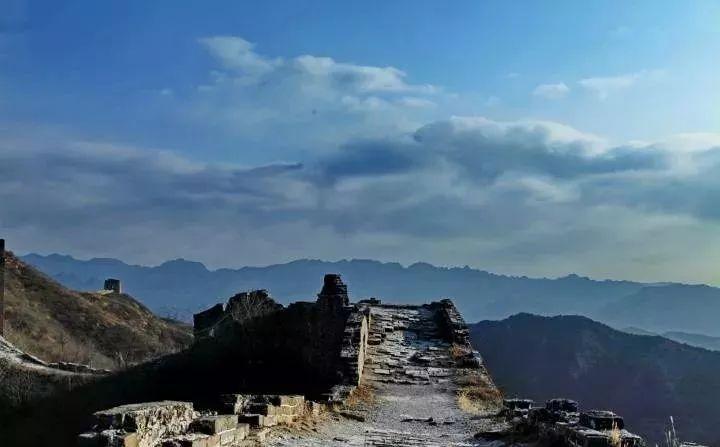 中国人的万里长城，美了千年，一眼陷终生(图2)