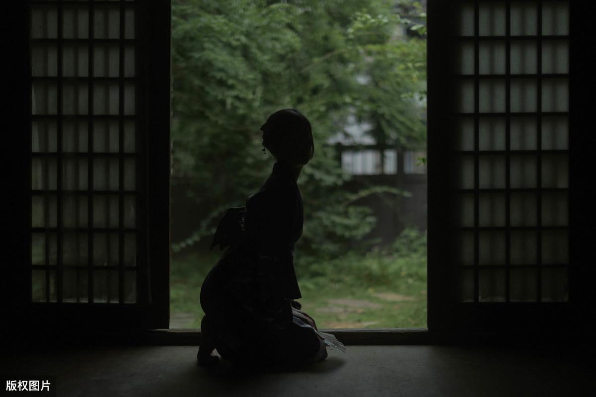 川端康成经典语录20句，文字至美，哀愁心伤(图1)