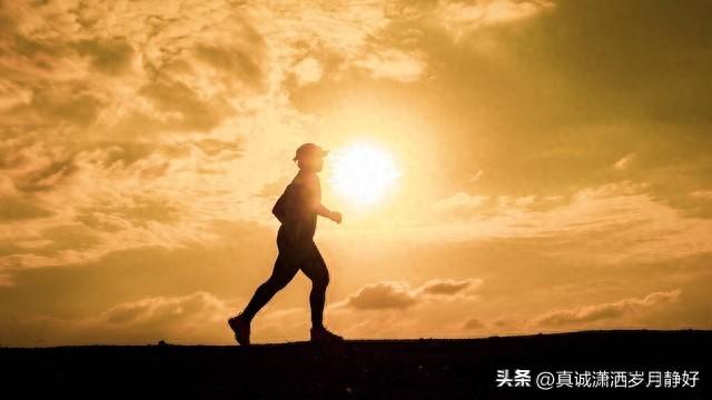 从忙碌到疲惫，我们都需要跑步来充电(图1)