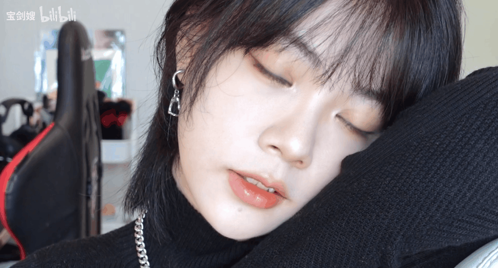 被骂到「退网」后，他又回来了(图6)