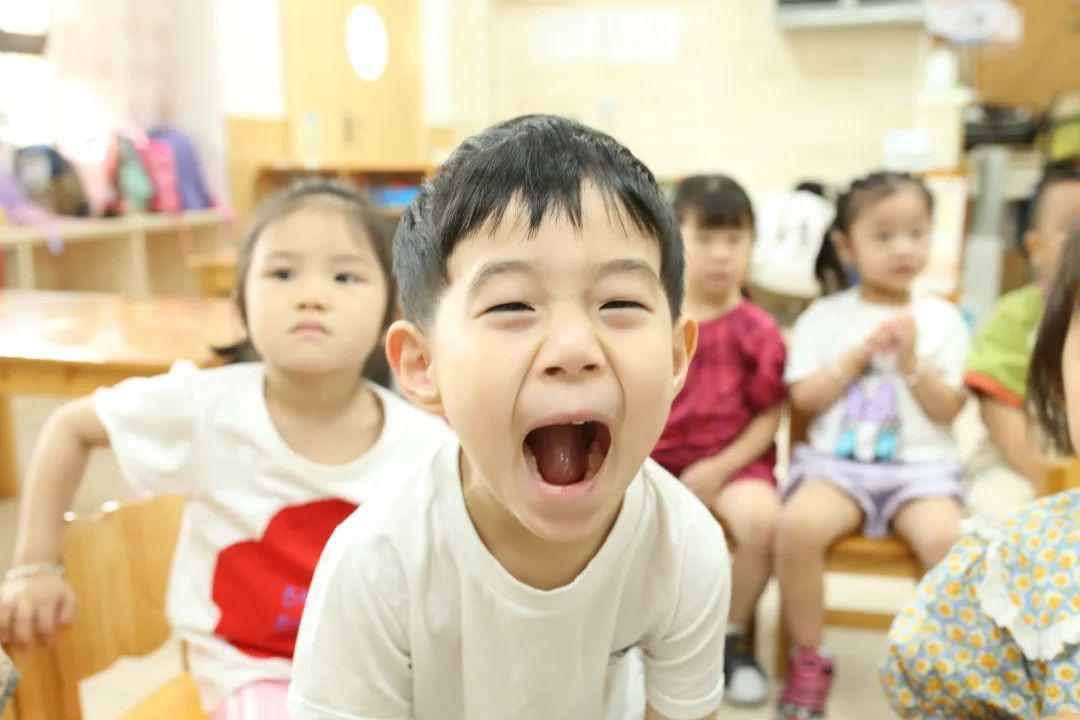 「晚报教育」幼儿园开学萌娃语录来啦(图2)