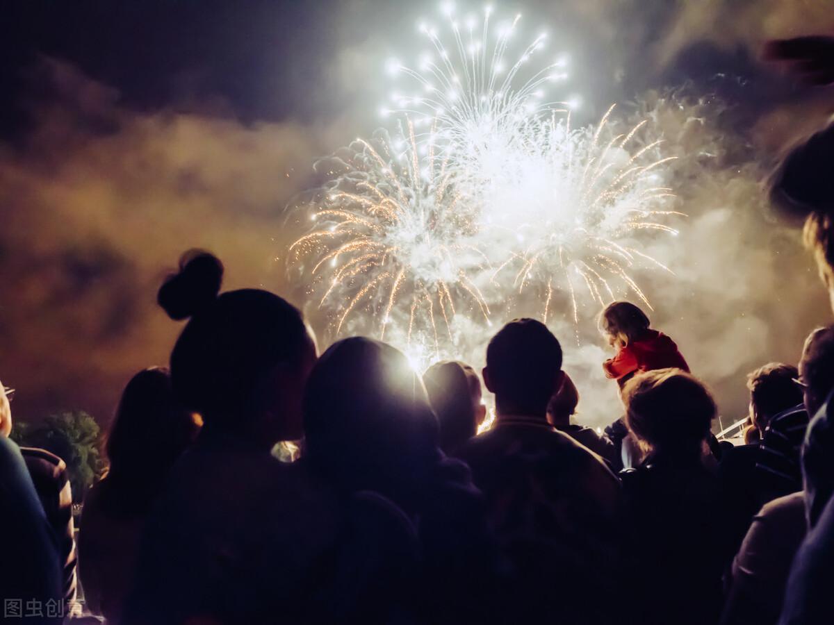 烟花文案丨 关于烟火的神仙文案，春节的烟花也有优美的文案(图6)