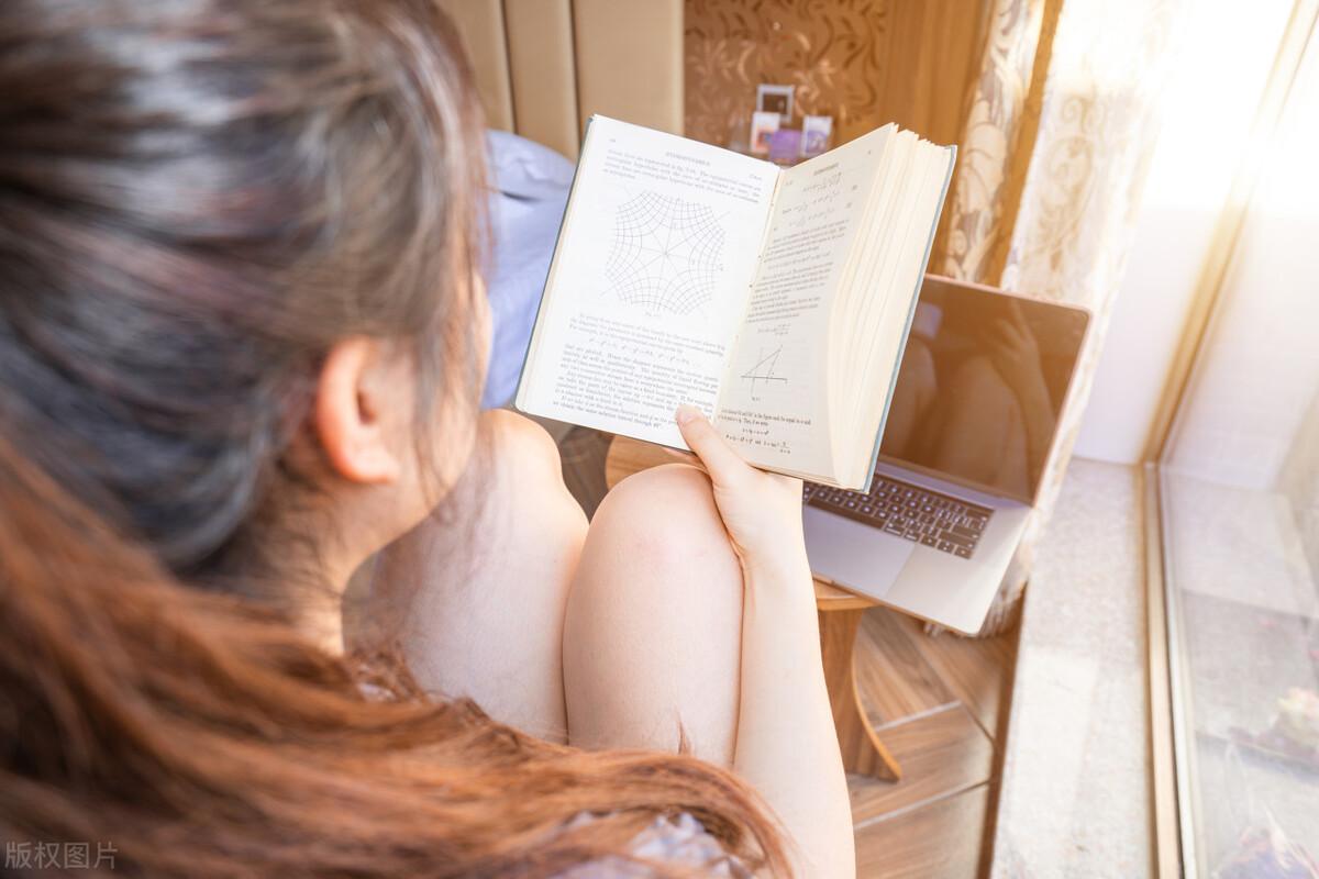 鼓励读书的唯美句子（关于激励少年读书的优美句子）(图2)