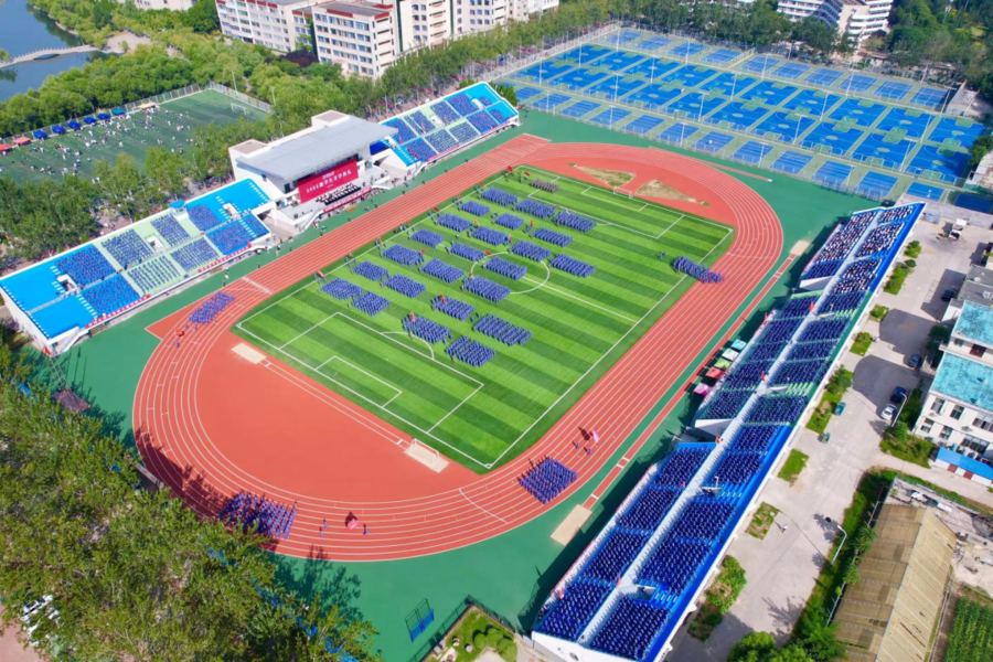 烟台大学校长段培永寄语新生：志存高远，脚踏实地，行循自然(图2)