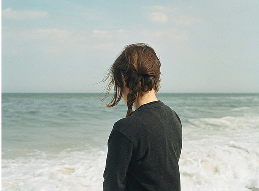 一天回到解放前的说说（一天回到解放前的说说短句发朋友圈）(图1)