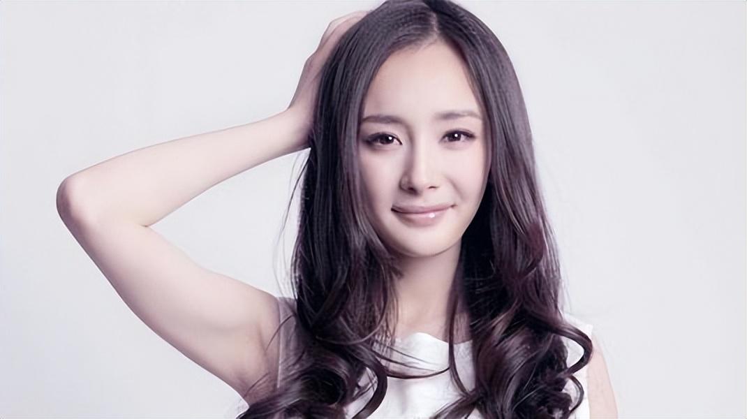 人间清醒杨幂的9句话,迷茫的女人一定要看看,能够帮你打开格局(图2) 人间清醒杨幂的9句话,迷茫的女人一定要看看,能够帮你打开格局(图2)