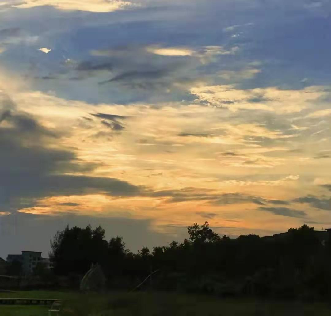 显得朋友圈更高级的文案句子(图6)