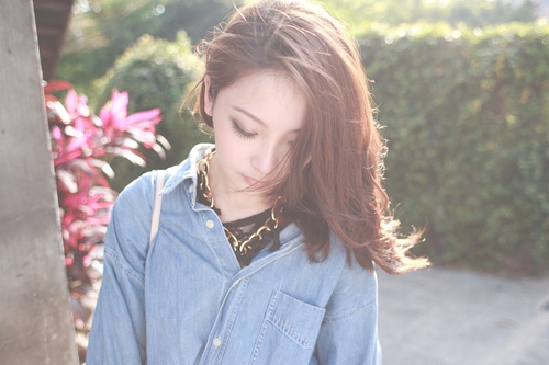 两个人相爱简短句子（两个人相爱简短句子图片）(图1)