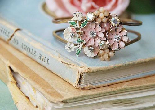 关于春天的祝福短句（祝福春天的短语句子）(图1)