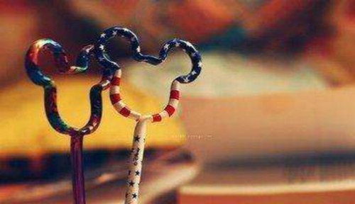 励志名言奋斗的四字词语（激励奋斗的名言名句）(图1)