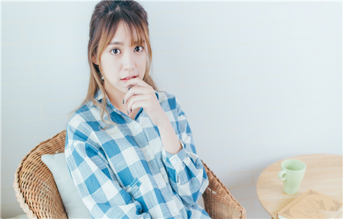 唯美微笑的句子简短（保持微笑句子简短）(图1)