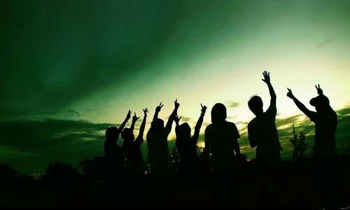 夏天的景色优美句子大全（关于夏天景色的句子短句英文）(图1)