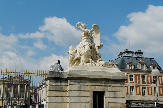 干净的短句子大全(关于干净句子)(图1) 干净的短句子大全(关于干净句子)(图1)