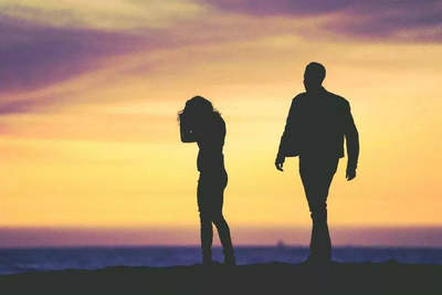 得意人在失意的说说（得意人在失意的说说图片带文字）(图1)