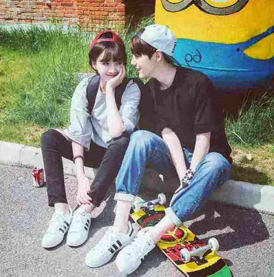 情人酒店文案短句(情人节酒店朋友圈文案怎么写)(图1) 情人酒店文案短句(情人节酒店朋友圈文案怎么写)(图1)