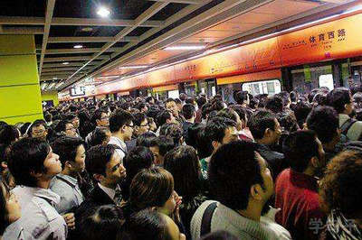 新年快乐的诗句短句 新年快乐的诗歌朗诵(图1) 新年快乐的诗句短句 新年快乐的诗歌朗诵(图1)