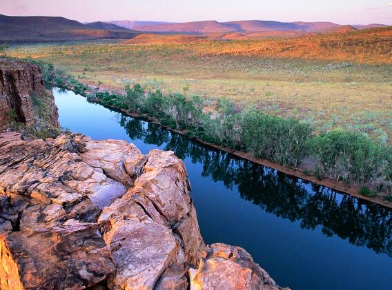 晚上好优美短句子 晚上好优美短句子英文(图1) 晚上好优美短句子 晚上好优美短句子英文(图1)