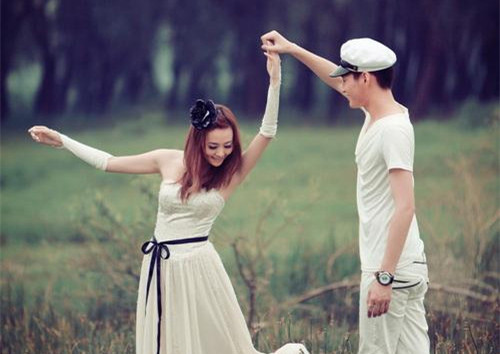 月季花花语文案短句 月季花花语文案短句图片(图1)