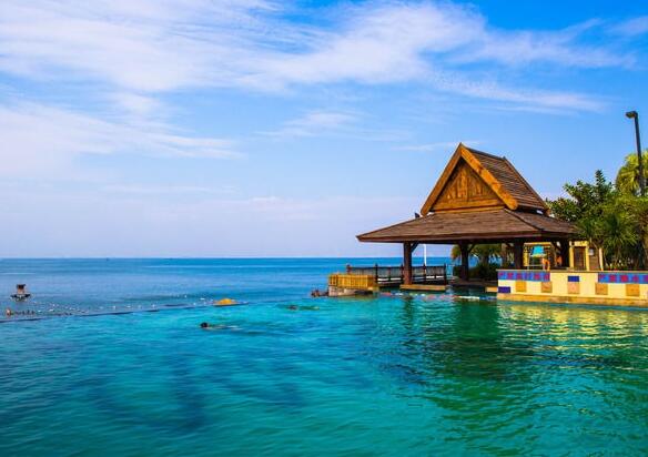 有意境描写天空的优美句子 天空治愈系句子(图1)