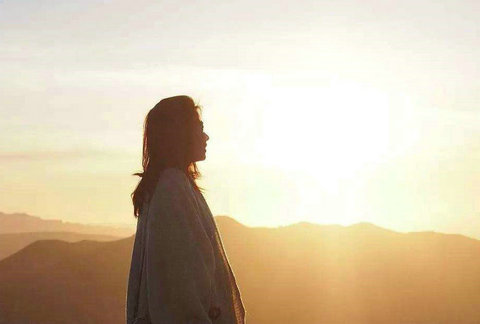 涅槃浴火重生经典短句 涅槃浴火什么意思(图1)