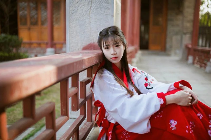 秋意浓的唯美短句 秋意浓句子短句唯美诗句(图1)