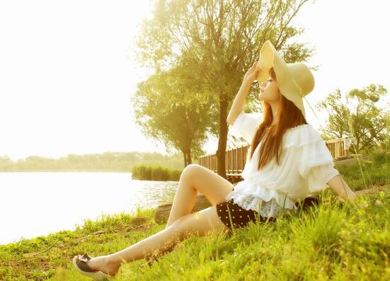 金秋的诗句唯美句子 金秋诗词名句积累(图1) 金秋的诗句唯美句子 金秋诗词名句积累(图1)