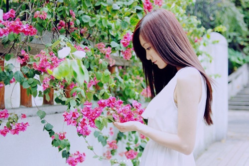 青春文学的唯美句子 青春文学文字(图1) 青春文学的唯美句子 青春文学文字(图1)