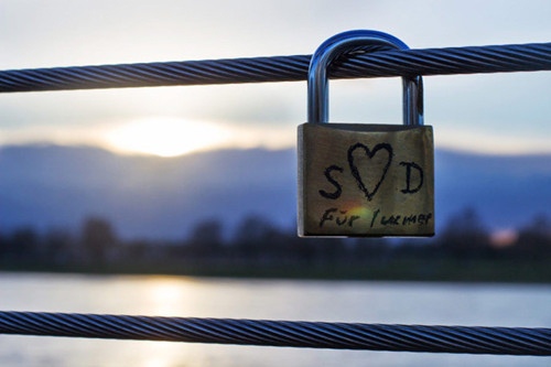 青春追梦励志作文素材 追梦青春议论文(图1) 青春追梦励志作文素材 追梦青春议论文(图1)