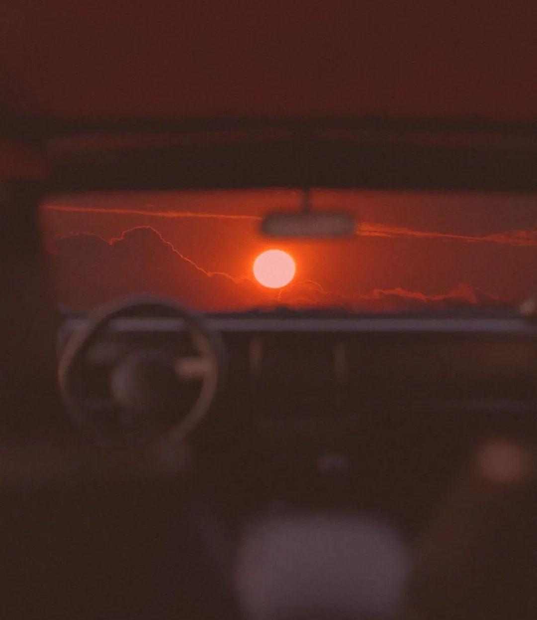 当黑夜降临，便是满天繁星(图1)