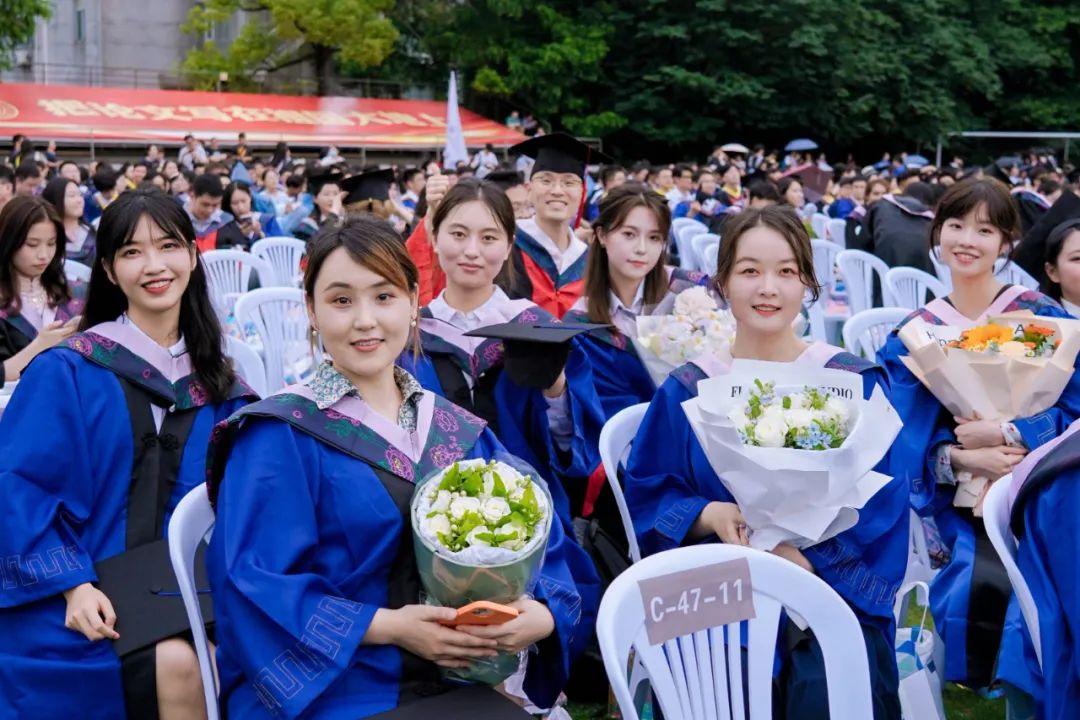 同济校长寄语2023届毕业生：心有所向，奋发有为，做走在时代前列的奋斗者(图5)