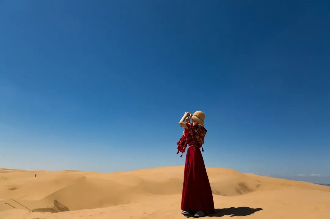 五四：60句名家经典箴言，道尽人性，说透人生(图7)