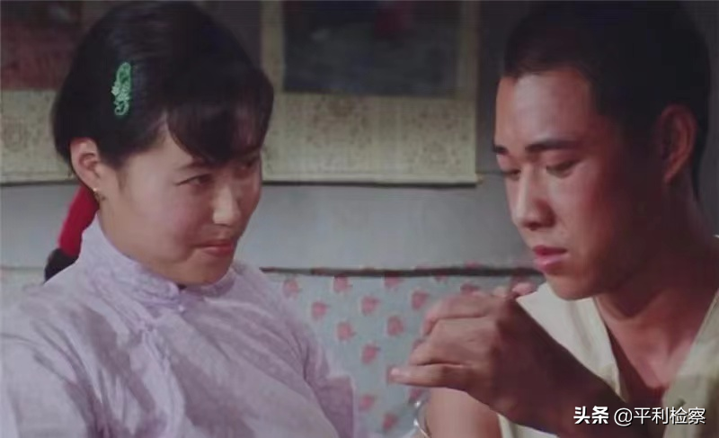 老舍《骆驼祥子》最经典的7句话，渡了无数人(图6)