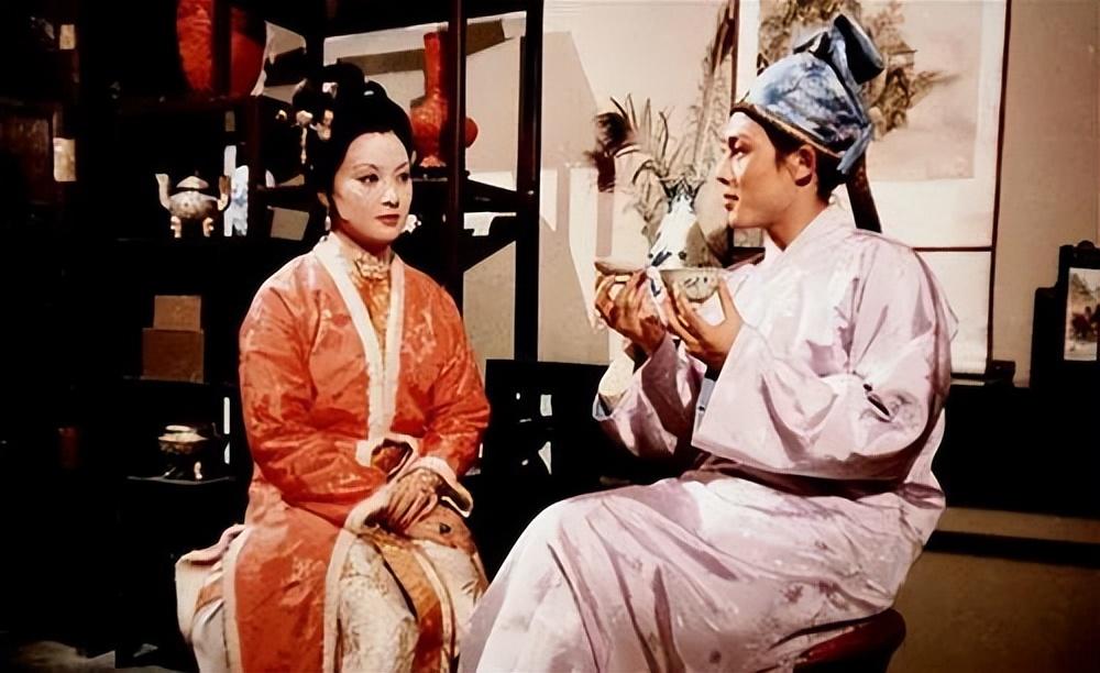 读懂《红楼梦》的这10句名言，就可以笑对人生(图2)