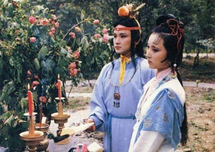 读懂《红楼梦》的这10句名言，就可以笑对人生(图3)