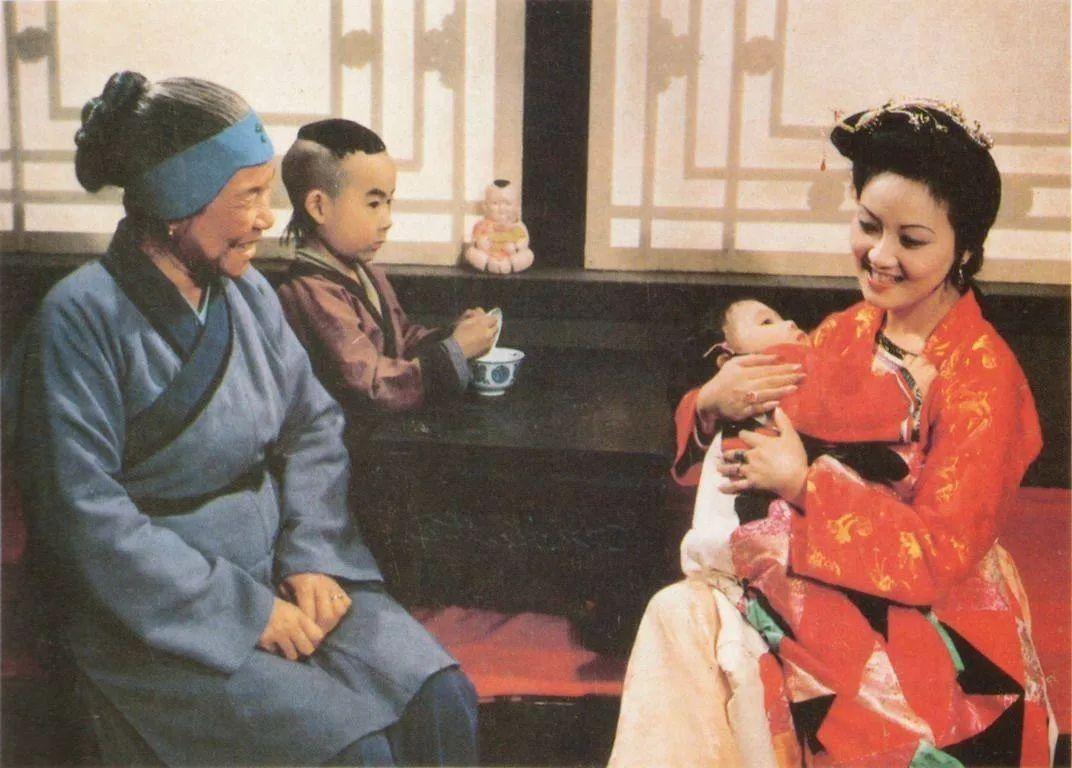 读懂《红楼梦》的这10句名言，就可以笑对人生(图5)